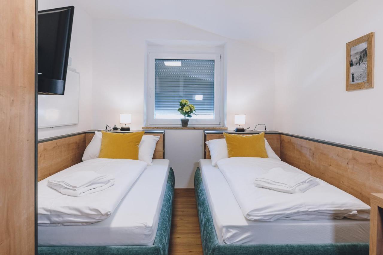 Spa Chalet By We Rent Zell am See Eksteriør bilde