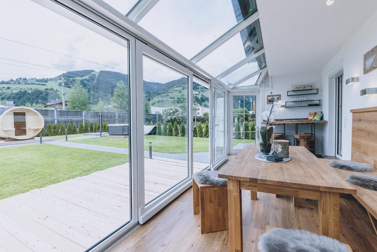 Spa Chalet By We Rent Zell am See Eksteriør bilde